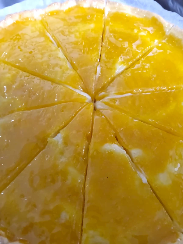 Tarta de vainilla y mango